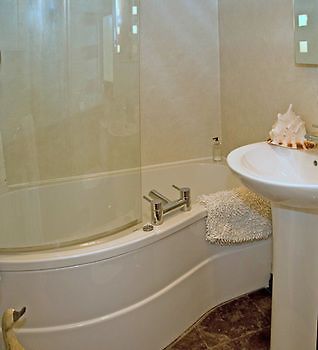Cleveley Mere Luxury Waterside Lodges Scorton  Exteriör bild