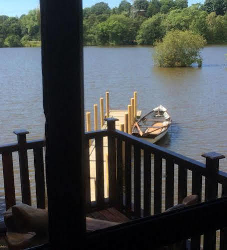 Cleveley Mere Luxury Waterside Lodges Scorton  Exteriör bild